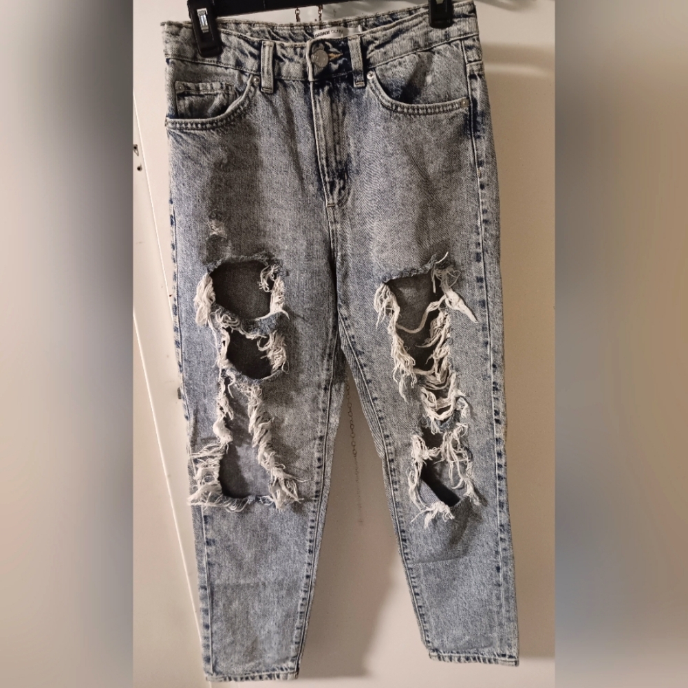 Distressed Garage Light-Wash Jeans Size 5/27